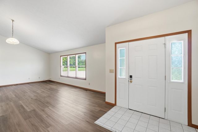 61 Kays Way 61 Kays Way, Xenia, OH 45385