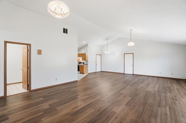 61 Kays Way 61 Kays Way, Xenia, OH 45385