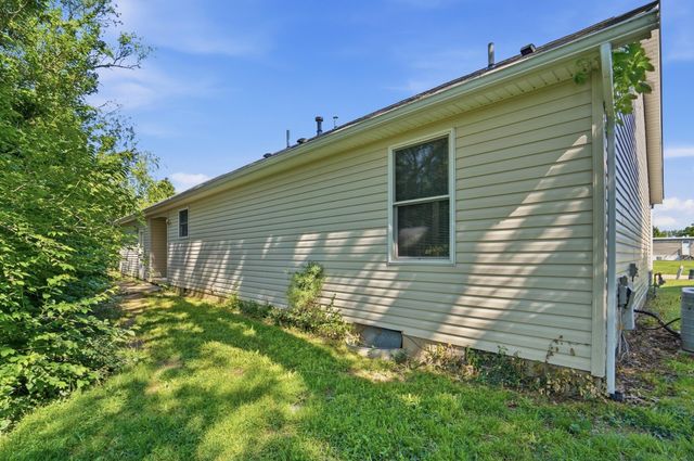 61 Kays Way 61 Kays Way, Xenia, OH 45385