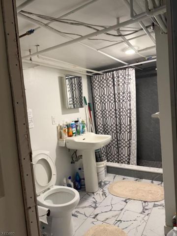 5 Dewey St, Dover Town, NJ 07801