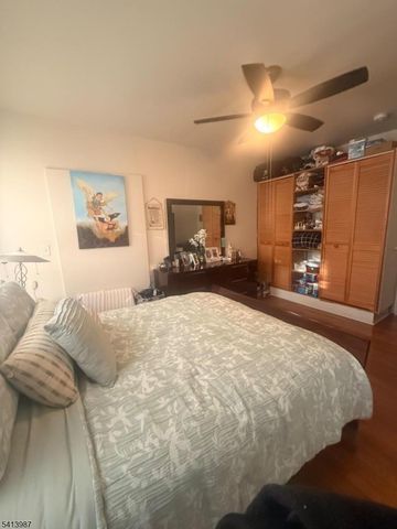 5 Dewey St, Dover Town, NJ 07801