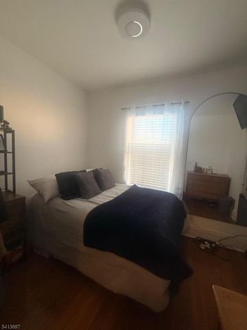 5 Dewey St, Dover Town, NJ 07801