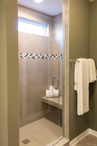 6195 Parker Drive, Linden, MI 48451