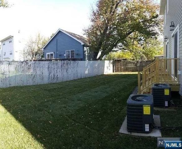 46 Blauvelt Place, Hackensack, NJ 07601