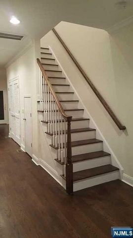 46 Blauvelt Place, Hackensack, NJ 07601