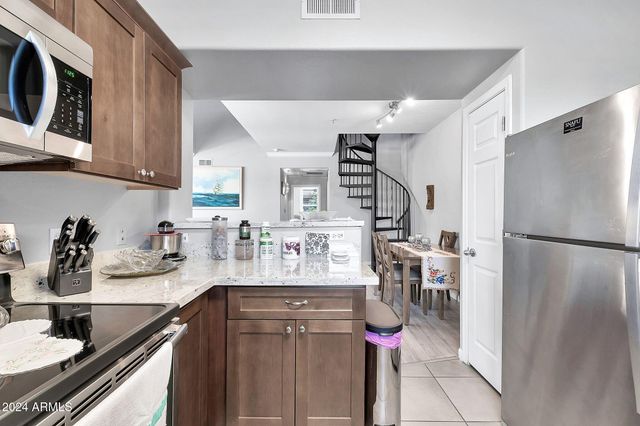 20100 N 78TH Place 2096, Scottsdale, AZ 85255