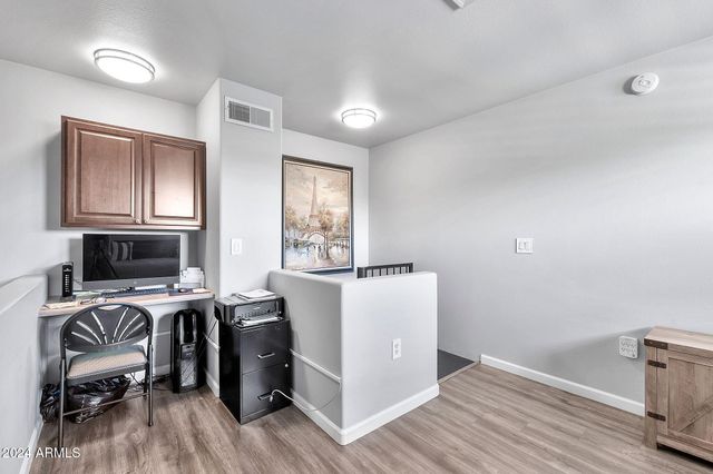 20100 N 78TH Place 2096, Scottsdale, AZ 85255