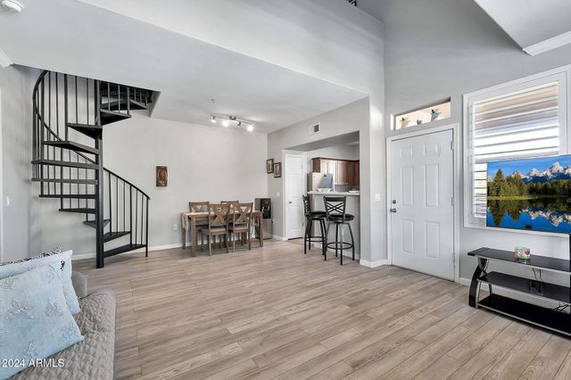 20100 N 78TH Place 2096, Scottsdale, AZ 85255