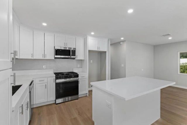 718 Sycamore 181, Vista, CA 92083