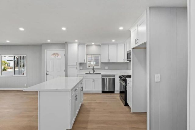 718 Sycamore 181, Vista, CA 92083