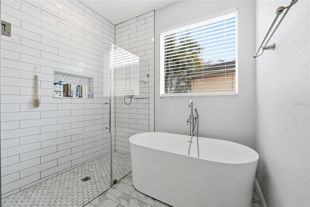 Image 15 of property listing at 6802 SCYTHE AVENUE, Orlando, FL 32812