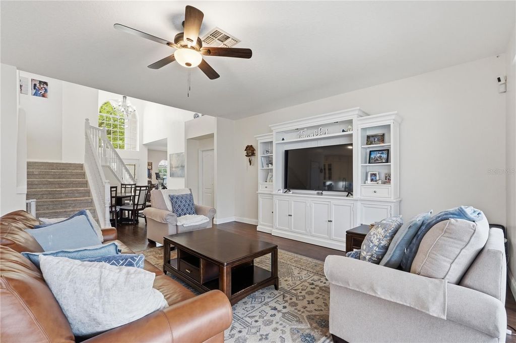 Image 7 of property listing at 6802 SCYTHE AVENUE, Orlando, FL 32812