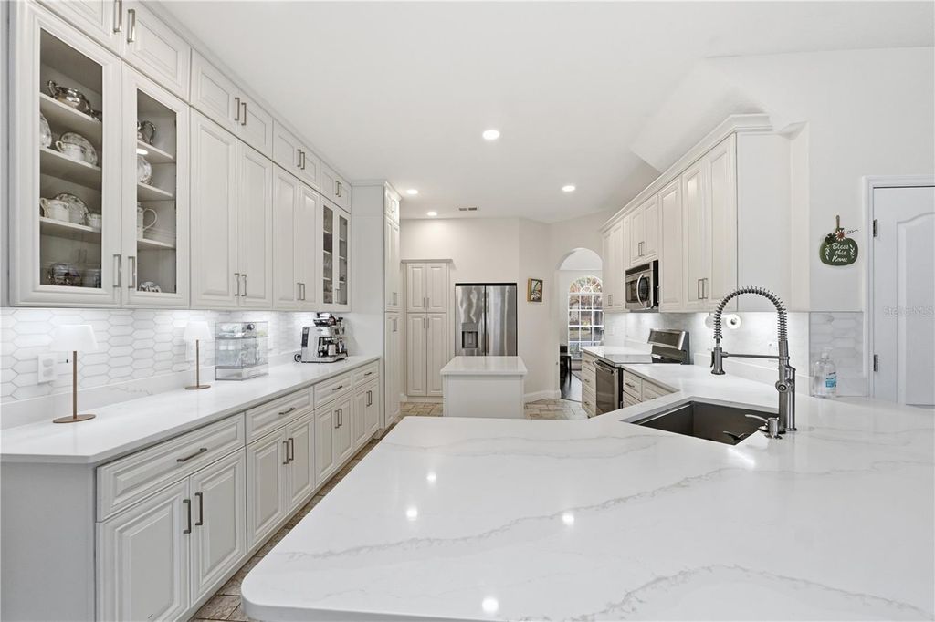 Image 10 of property listing at 6802 SCYTHE AVENUE, Orlando, FL 32812