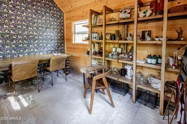 6385 W WHITE MOUNTAIN Boulevard, Show Low, AZ 85901