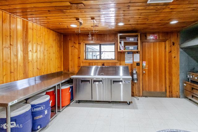 6385 W WHITE MOUNTAIN Boulevard, Show Low, AZ 85901