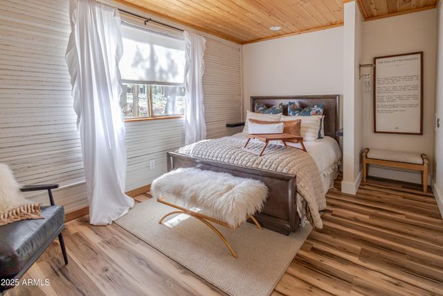 6385 W WHITE MOUNTAIN Boulevard, Show Low, AZ 85901