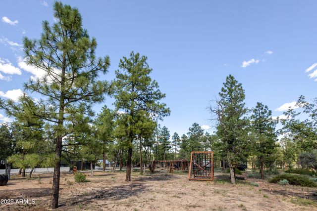 6385 W WHITE MOUNTAIN Boulevard, Show Low, AZ 85901