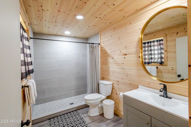 6385 W WHITE MOUNTAIN Boulevard, Show Low, AZ 85901