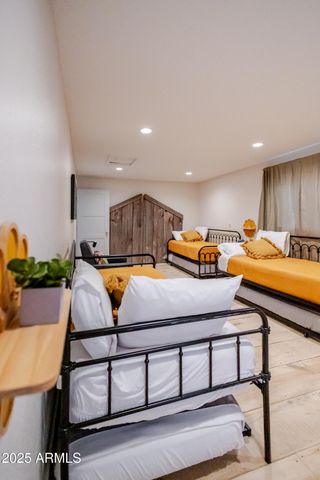 6385 W WHITE MOUNTAIN Boulevard, Show Low, AZ 85901