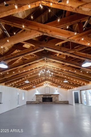 6385 W WHITE MOUNTAIN Boulevard, Show Low, AZ 85901