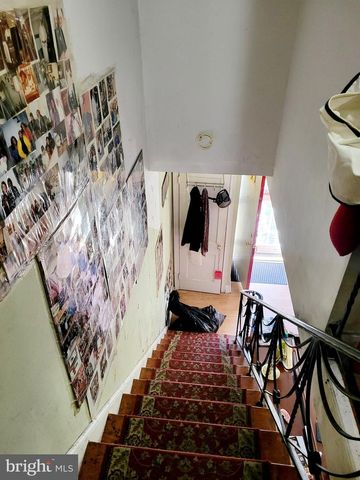 5851 SYLVESTER ST, Philadelphia, PA 19149