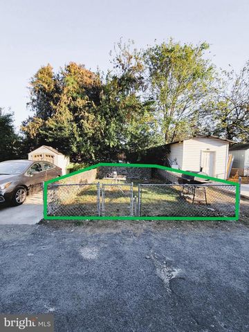 5851 SYLVESTER ST, Philadelphia, PA 19149