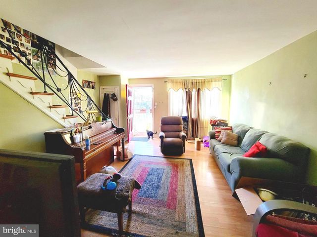 5851 SYLVESTER ST, Philadelphia, PA 19149