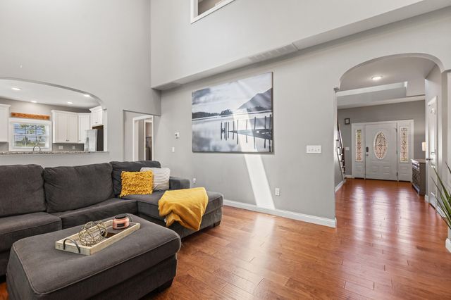 178 Lorraine Court, Berea, KY 40403