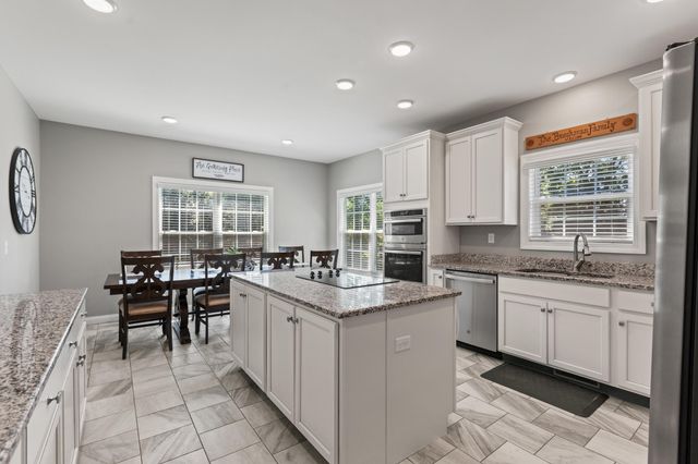 178 Lorraine Court, Berea, KY 40403