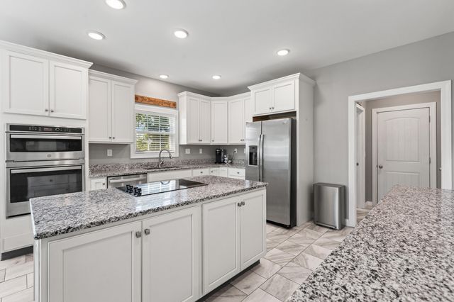 178 Lorraine Court, Berea, KY 40403