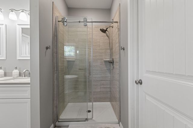 178 Lorraine Court, Berea, KY 40403