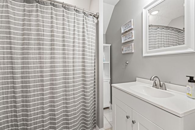 178 Lorraine Court, Berea, KY 40403