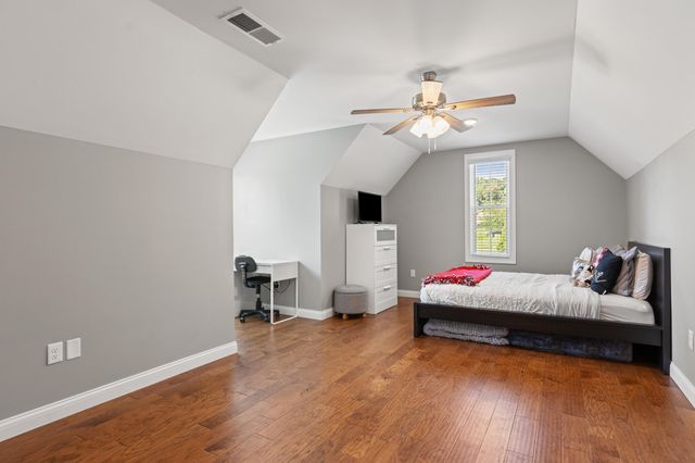 178 Lorraine Court, Berea, KY 40403