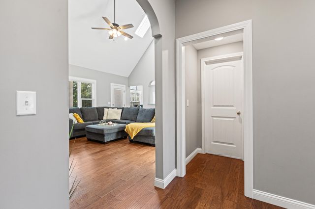 178 Lorraine Court, Berea, KY 40403