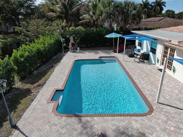 11886 NW 24th Street, Coral Springs, FL 33065