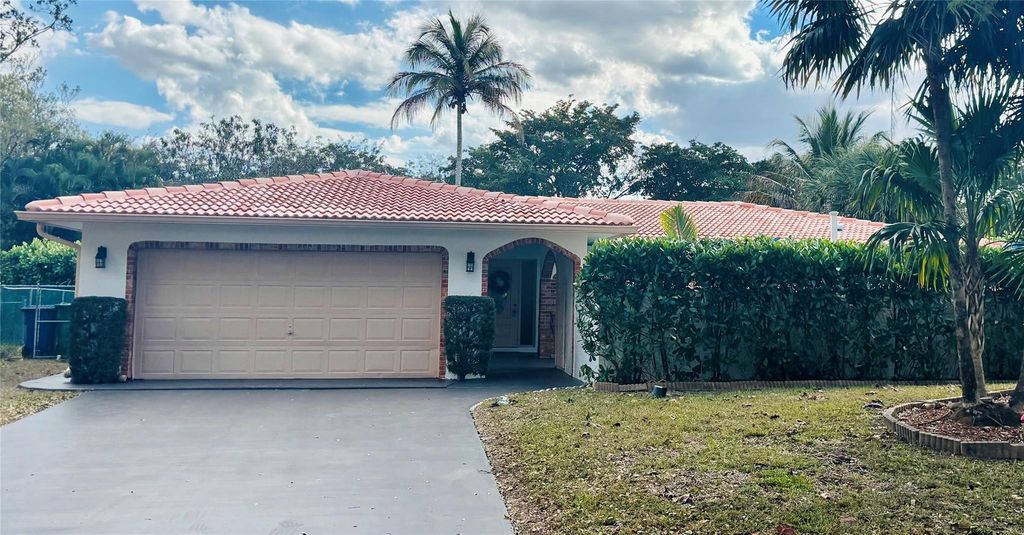 11886 NW 24th Street, Coral Springs, FL 33065