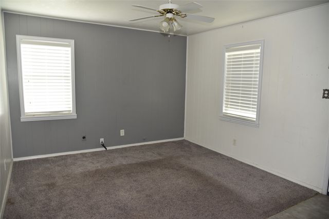 856 Renfro Drive, White Settlement, TX 76108