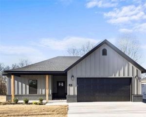3 Arrow Drive, Bella Vista, AR 72714