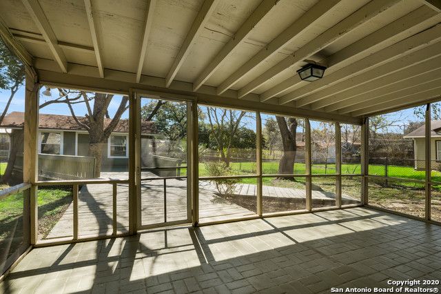 336 TUTTLE RD, Terrell Hills, TX 78209