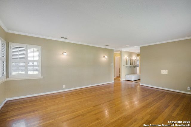 336 TUTTLE RD, Terrell Hills, TX 78209