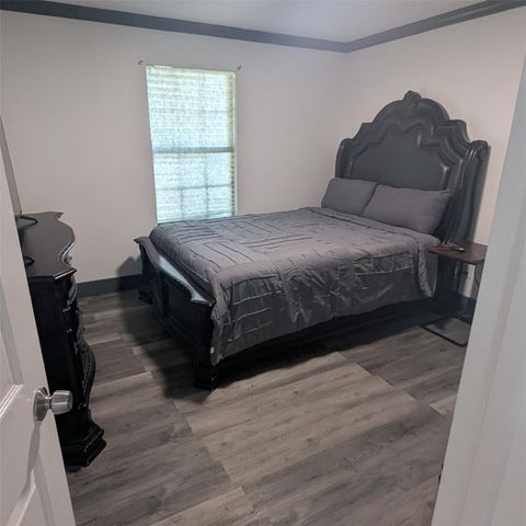 17717 Wild Oak Drive, Houston, TX 77090