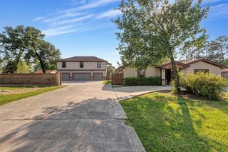 17717 Wild Oak Drive, Houston, TX 77090