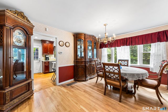 557 Candlewood Lake Road, Brookfield, CT 06804