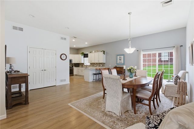 909 VALENTINA LN, Lower Burrell, PA 15068