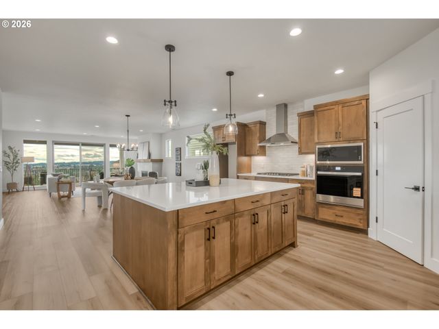 12125 Sw Turnagain Dr, Tigard, OR 97224