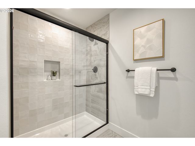 12125 Sw Turnagain Dr, Tigard, OR 97224