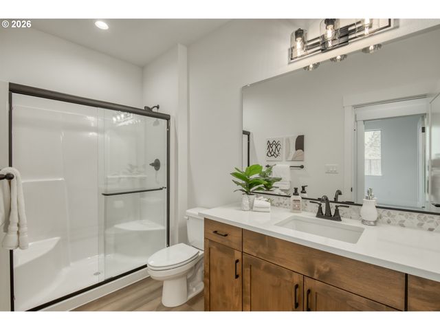 12125 Sw Turnagain Dr, Tigard, OR 97224