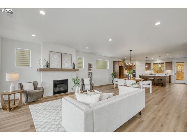 12125 Sw Turnagain Dr, Tigard, OR 97224