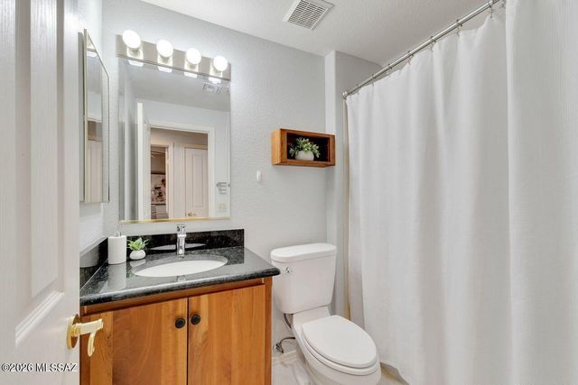 5252 E Timrod Street, Tucson, AZ 85711