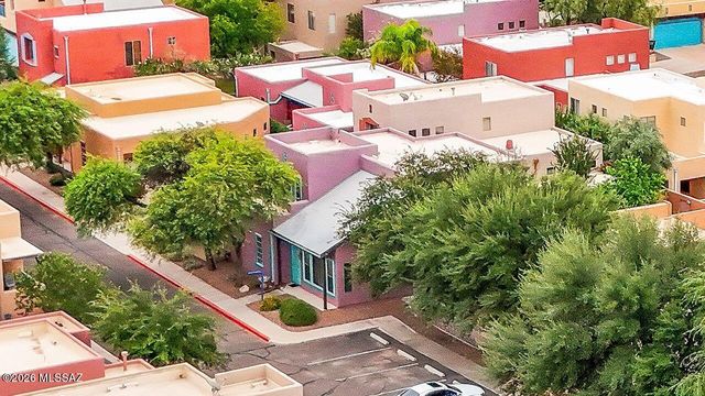 5252 E Timrod Street, Tucson, AZ 85711